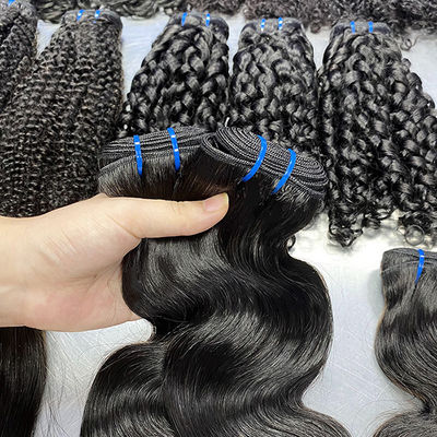 100% μη επεξεργασμένα μαλλιά Βραζιλίας Wholesale Virgin Human Hair Bundles Body Wave