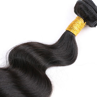 Ακατέργαστη Βραζιλιάνα Ινδική Remy Hair Bundles Φυσικό κύμα 20 ιντσών